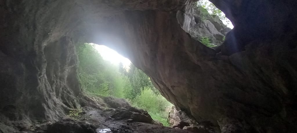 Пећина Самар